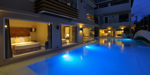 Zwembad, Two Seasons Boracay Resort near Diniwid Beach Zwembad, Two Seasons Boracay Resort near Diniwid Beach