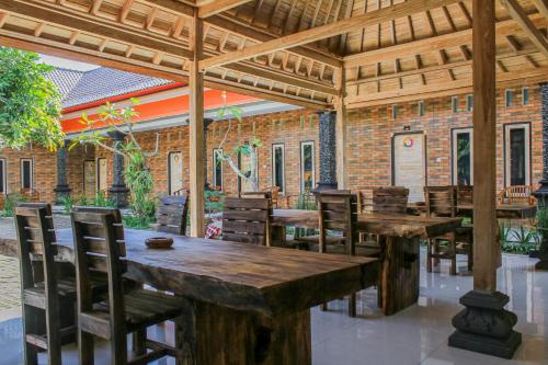 Hotel Niki in Gilimanuk Hotel Niki in Gilimanuk