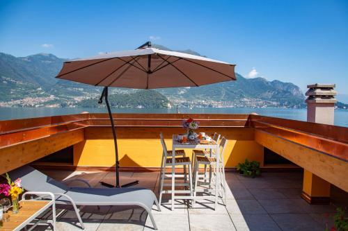 Balcony/terrace, La Terrazza sul lago Lezzeno in Lezzeno Balcony/terrace, La Terrazza sul lago Lezzeno in Lezzeno