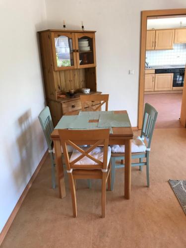 Létesítmények, Ferienwohnung mit Terrasse bei Nürnberg (Ferienwohnung mit Terrasse bei Nurnberg) in Happurg Létesítmények, Ferienwohnung mit Terrasse bei Nürnberg (Ferienwohnung mit Terrasse bei Nurnberg) in Happurg