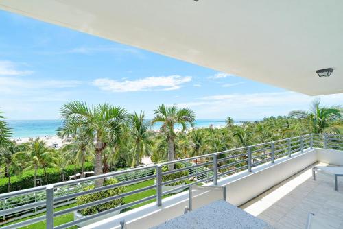 South Beach 507 Luxury 2BR Beachfront Condo-Hotel - image 2