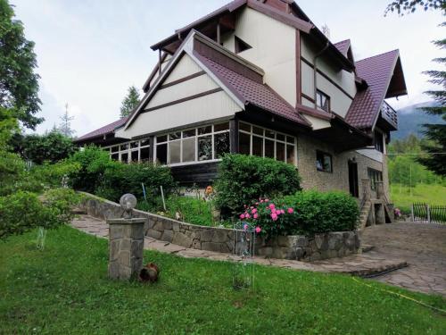Vedere exterior, pensiunea Gabriela in Durău Vedere exterior, pensiunea Gabriela in Durău