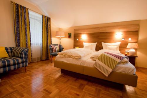 Hotel Burgwirt in Deggendorf Hotel Burgwirt in Deggendorf