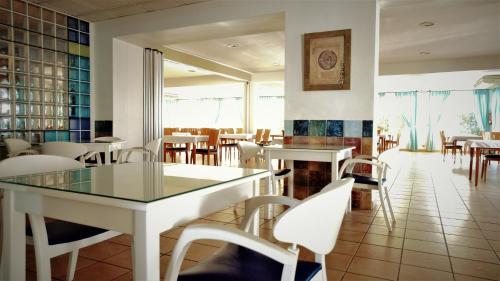 Pub/Lounge, Hotel Ayamontino in Punta Umbria Pub/Lounge, Hotel Ayamontino in Punta Umbria