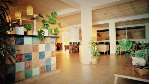 sala de TV, Hotel Ayamontino in Huelva sala de TV, Hotel Ayamontino in Huelva