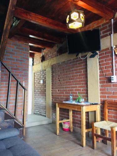 Zirahuen LOS ANGELES in Zirahuen Zirahuen LOS ANGELES in Zirahuen