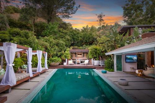 Bali Inspired Hollywood Treasure w/Pool & Gardens Los Angeles