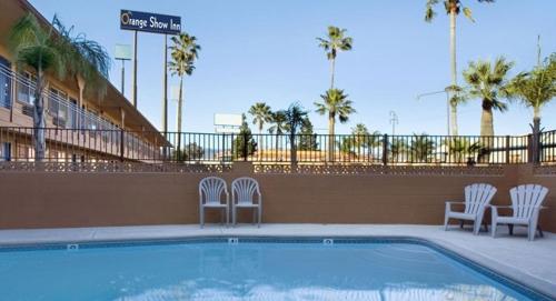 Úszómedence, Orange Show Inn San Bernardino in San Bernardino (Kalifornia) Úszómedence, Orange Show Inn San Bernardino in San Bernardino (Kalifornia)