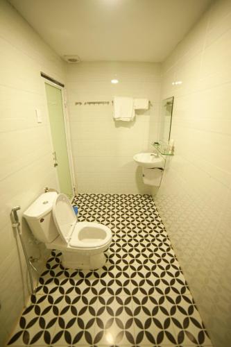 Bathroom, FaMi Nguyen Homestay Chau Đoc in Chau Doc (An Giang) Bathroom, FaMi Nguyen Homestay Chau Đoc in Chau Doc (An Giang)