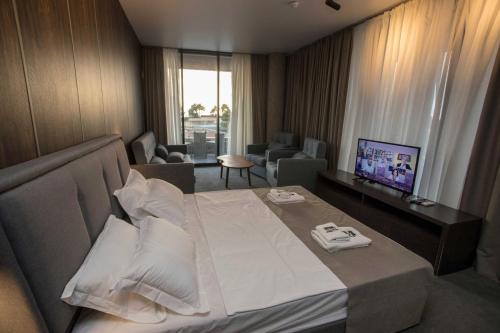 Hotel Nobilis Hall in โคบูเลทติ Hotel Nobilis Hall in โคบูเลทติ