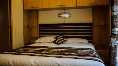 Bed, The Essence in Ardentinny Bed, The Essence in Ardentinny