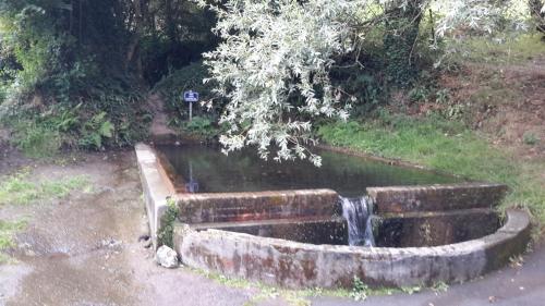 Le Petit Chateau in Saint-Martin-Saint-Firmin Le Petit Chateau in Saint-Martin-Saint-Firmin