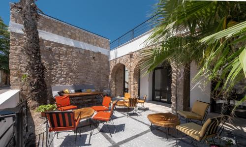 Szórakozási lehetőségek, La Regina Veneziana in Famagusta Szórakozási lehetőségek, La Regina Veneziana in Famagusta