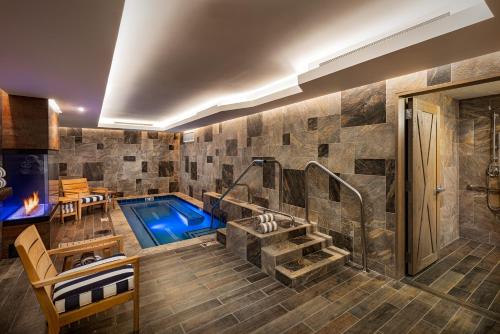 Best Hotels Jackson Wyoming (near Grand Teton) 263616244