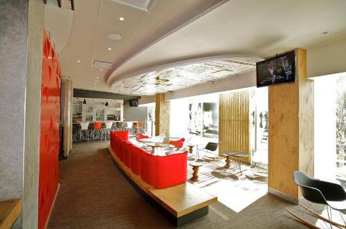 Restaurant, ibis Guadalajara Expo in Guadalajara Restaurant, ibis Guadalajara Expo in Guadalajara