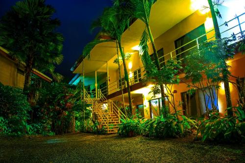 Вхід, Hotel LUZ de LUNA Bahía Ballena (Hotel LUZ de LUNA Bahia Ballena) in Увіта Вхід, Hotel LUZ de LUNA Bahía Ballena (Hotel LUZ de LUNA Bahia Ballena) in Увіта