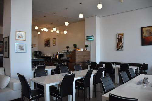 HB1 Budget Hotel - contactless check in in Wr.Neudorf HB1 Budget Hotel - contactless check in in Wr.Neudorf