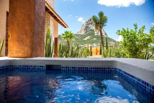 Zidada Hotel and Chalets in เบร์นัล Zidada Hotel and Chalets in เบร์นัล
