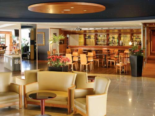 Pub/Lounge, Novotel Porto Gaia in Vila Nova De Gaia Pub/Lounge, Novotel Porto Gaia in Vila Nova De Gaia