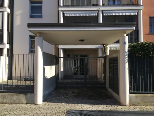 Ingresso, Sentirsi a casa, vicini all'Humanitas in Rozzano Ingresso, Sentirsi a casa, vicini all'Humanitas in Rozzano