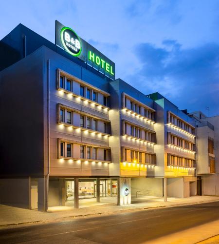 Lối vào, B&B Hotel Lisboa Aeroporto in Lisbon Lối vào, B&B Hotel Lisboa Aeroporto in Lisbon