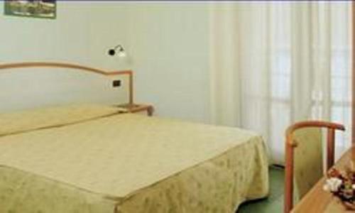 This photo about Hotel La Scogliera shared on HyHotel.com