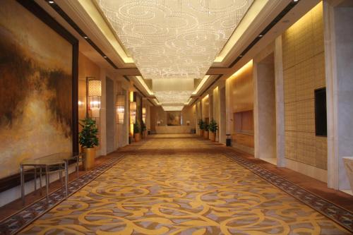 Vergaderruimte / feestzalen, Crowne Plaza Yichang By IHG in Yichang Vergaderruimte / feestzalen, Crowne Plaza Yichang By IHG in Yichang
