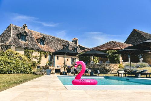 Swimming pool, Le Mas & Le Mazet in Beaumont-du-Perigord Swimming pool, Le Mas & Le Mazet in Beaumont-du-Perigord