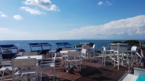 Пъб/Фоайе, Hotel Il Faro in Соренто Пъб/Фоайе, Hotel Il Faro in Соренто