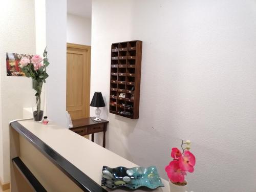 ردهة, Hostal Hernan Cortes in Caceres City Center ردهة, Hostal Hernan Cortes in Caceres City Center