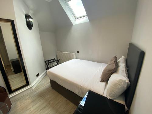 No6 West Coates near BT Murrayfield Stadium No6 West Coates near BT Murrayfield Stadium