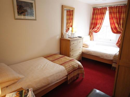 The Elphinstone Hotel in Biggar The Elphinstone Hotel in Biggar