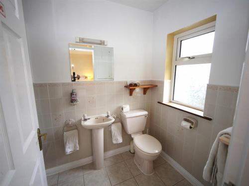 Bilik Mandi, Launard House in Kilkenny Bilik Mandi, Launard House in Kilkenny