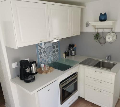 Κουζίνα, Hotel Saint Etienne in Καέν Κουζίνα, Hotel Saint Etienne in Καέν