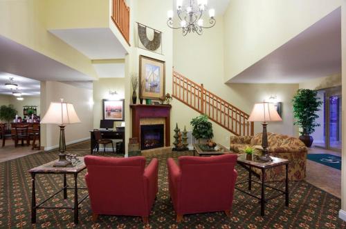 GrandStay Hotel & Suites Downtown Sheboygan in שבויגן(דבליו אי) GrandStay Hotel & Suites Downtown Sheboygan in שבויגן(דבליו אי)