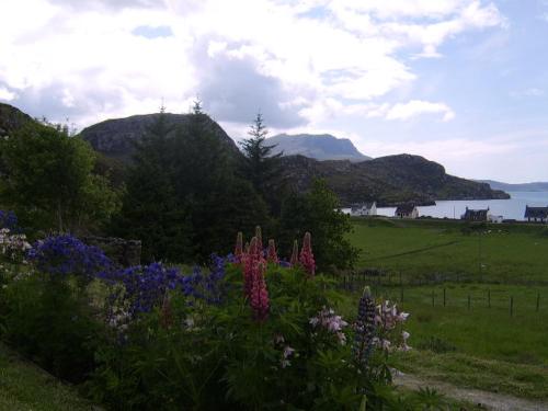 Pemandangan, Top House in Ullapool Pemandangan, Top House in Ullapool