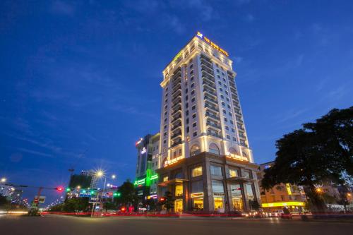 Exterior view, THE SHINE HOTEL in City Center / Sat Market Exterior view, THE SHINE HOTEL in City Center / Sat Market