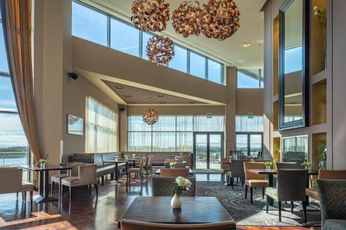 Bar/lounge, The Galmont Hotel & Spa in Galway Bar/lounge, The Galmont Hotel & Spa in Galway
