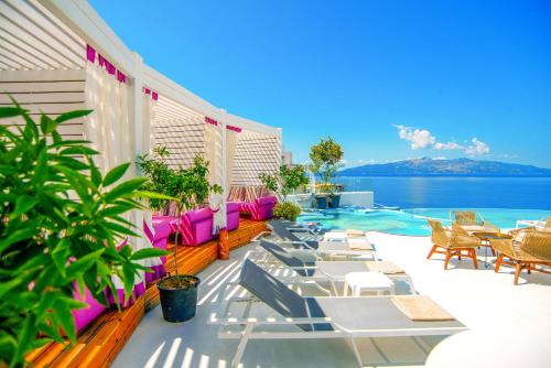 Utsikt, Bougainville Bay Hotel in Saranda Utsikt, Bougainville Bay Hotel in Saranda