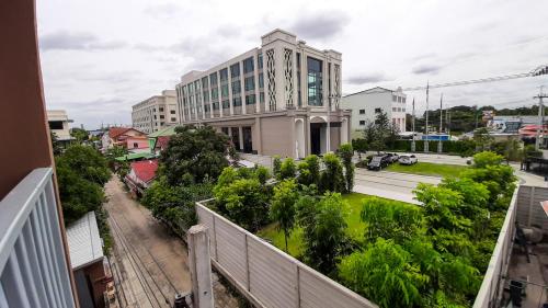 Exterior view, Pranot Apartment & Spa near Wat Prasat Nonthaburi Exterior view, Pranot Apartment & Spa near Wat Prasat Nonthaburi