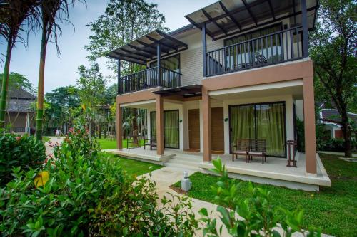 Entrance, The Leaf on the Sands by Katathani Resort in Khao Lak Entrance, The Leaf on the Sands by Katathani Resort in Khao Lak