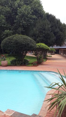 Uszoda, The Shakespeare Inn in Vanderbijlpark Uszoda, The Shakespeare Inn in Vanderbijlpark