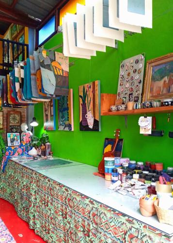 Gumpor Art Studio in Mae Lao Gumpor Art Studio in Mae Lao