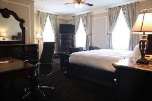 Hotel Clarendon in Quebec City (QC) Hotel Clarendon in Quebec City (QC)
