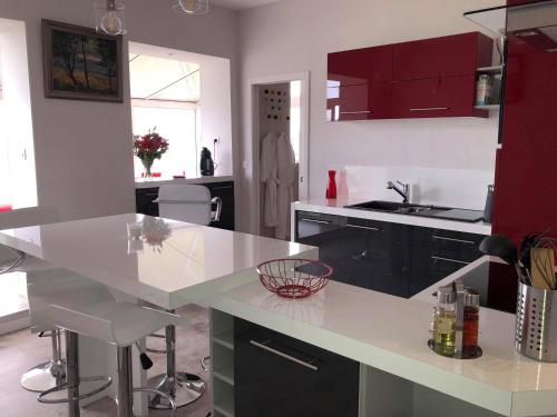 Kitchen, Le Tableau in Hautot-sur-Mer Kitchen, Le Tableau in Hautot-sur-Mer