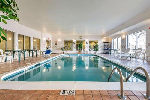 Faciliteiten, Holiday Inn Express & Suites Hebron - Cincinnati Airport by IHG in Hebron (KY) Faciliteiten, Holiday Inn Express & Suites Hebron - Cincinnati Airport by IHG in Hebron (KY)