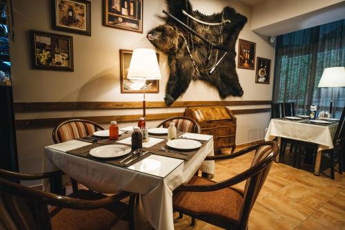 Restaurant, Crystal Hotel in Estosadok Restaurant, Crystal Hotel in Estosadok