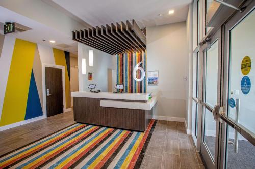 Lobby, Motel 6 North Platte, NE - East in North Platte Lobby, Motel 6 North Platte, NE - East in North Platte