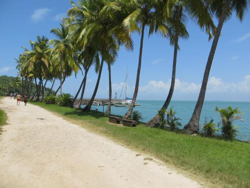 Strand, Appartement dans Villa avec jardin et piscine pour détente et évasion (Appartement dans Villa avec jardin et piscine pour detente et evasion) in Remire-Montjoly Strand, Appartement dans Villa avec jardin et piscine pour détente et évasion (Appartement dans Villa avec jardin et piscine pour detente et evasion) in Remire-Montjoly