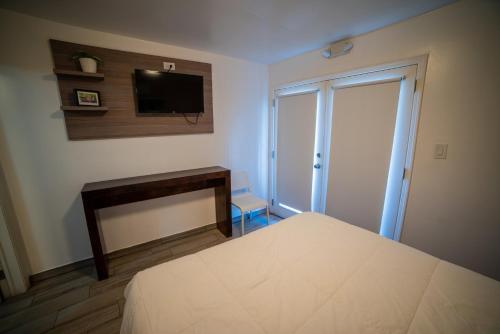 California Comfort & Suites in Los Algodones California Comfort & Suites in Los Algodones